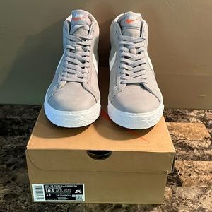 NIKE SB ZOOM BLAZERS MID ISO